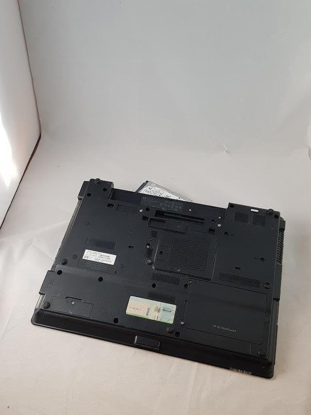 HP Compaq 6735B Topcase – brugt reservedel