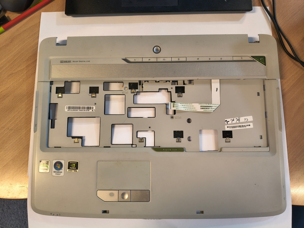 Acer Aspire 7220 Model ICY70 Topcover