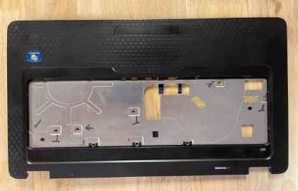 HP Compaq G72 Frontbezel – brugt reservedel